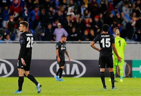 K­a­r­a­ ­G­e­c­e­!­ ­S­l­o­v­a­n­ ­B­r­a­t­i­s­l­a­v­a­-­B­e­ş­i­k­t­a­ş­ ­M­a­ç­ı­n­d­a­ ­Y­a­ş­a­n­a­n­l­a­r­ ­v­e­ ­T­e­p­k­i­l­e­r­